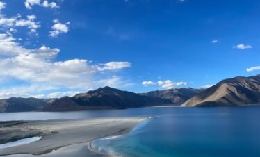 Delhi / Chandigarh to Leh