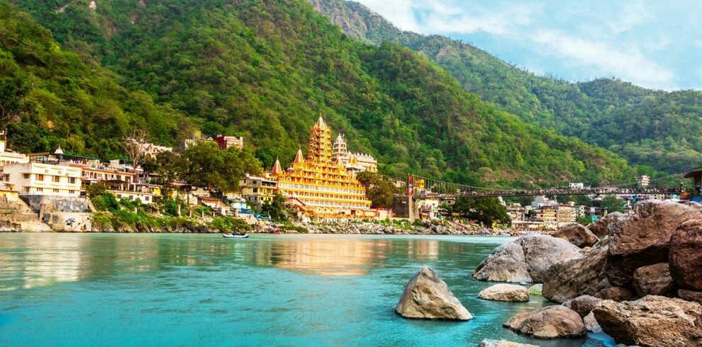 lakshman-jhula-bridge-rishikesh-uttrakhand-city
